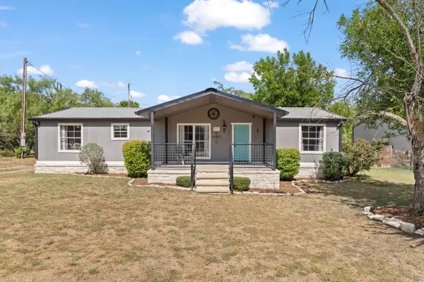 713 Blackburn Ln, Burnet, TX 78611