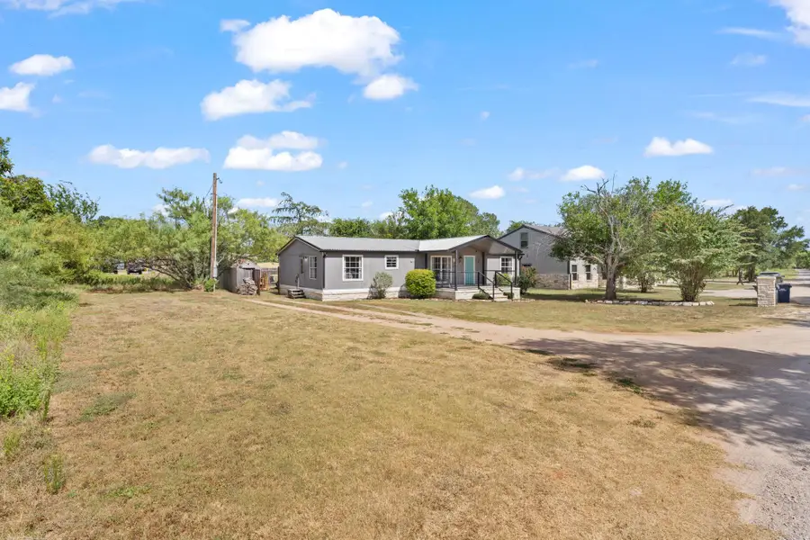713 Blackburn Ln, Burnet, TX 78611 - #2