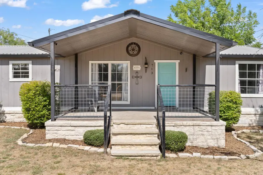 713 Blackburn Ln, Burnet, TX 78611 - #3
