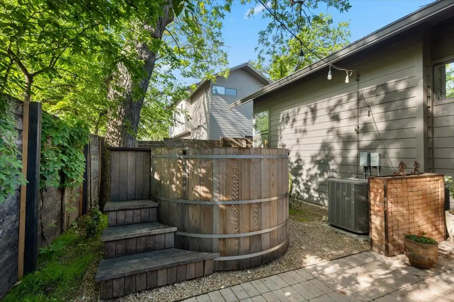 2500 E 3rd St #B, Austin, TX 78702 - #3