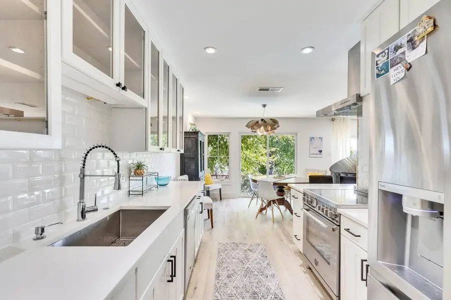 2419 Trail Of The Madrones, Austin, TX 78746 - Image #2