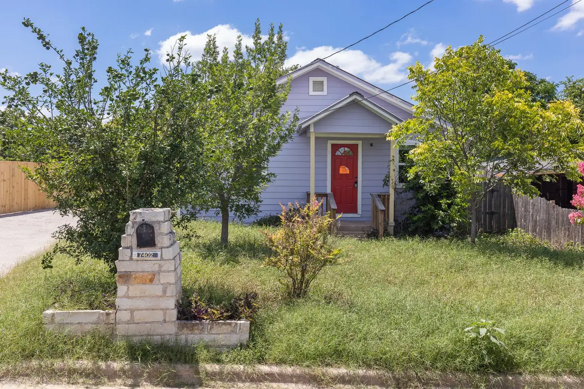 7402 Providence Ave, Austin, TX 78752 - #1