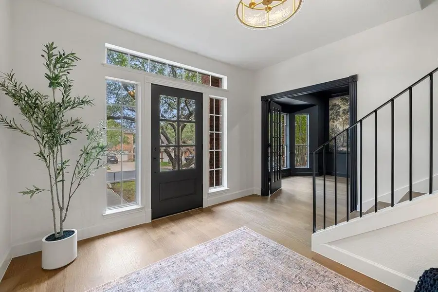 7516 Orrick Dr, Austin, TX 78749 - #2