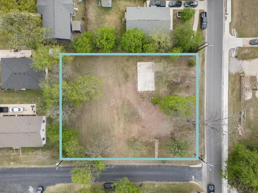 601 N Church St, Georgetown, TX 78626 - #2