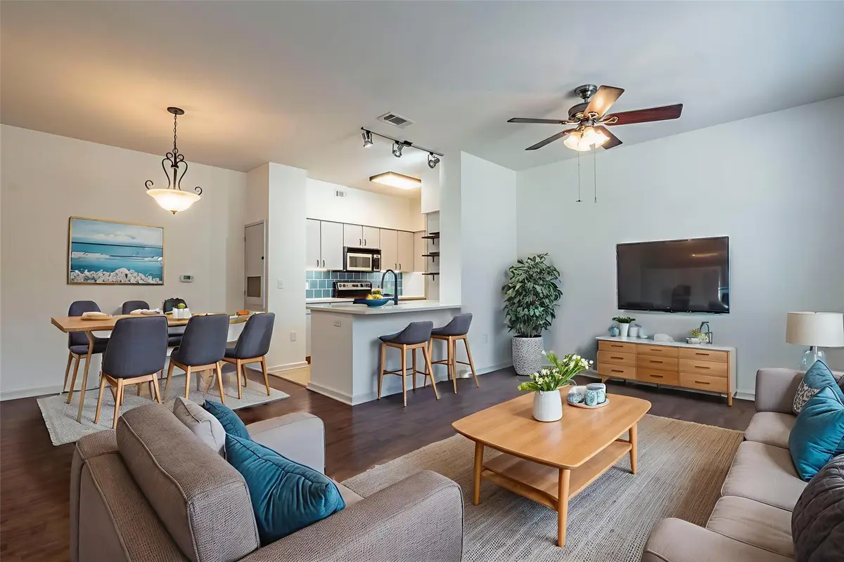 1201 Grove Blvd #702, Austin, TX 78741 - Image #1