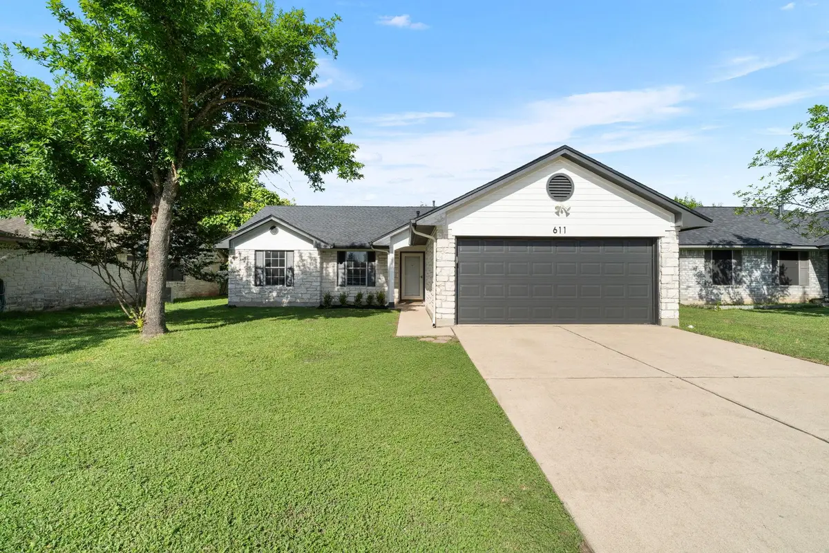 611 Clearcreek Dr, Leander, TX 78641 - #1
