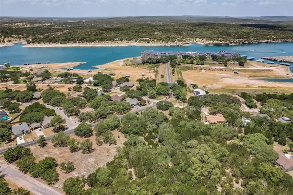 3401 Parliament Cv, Lago Vista, TX 78645