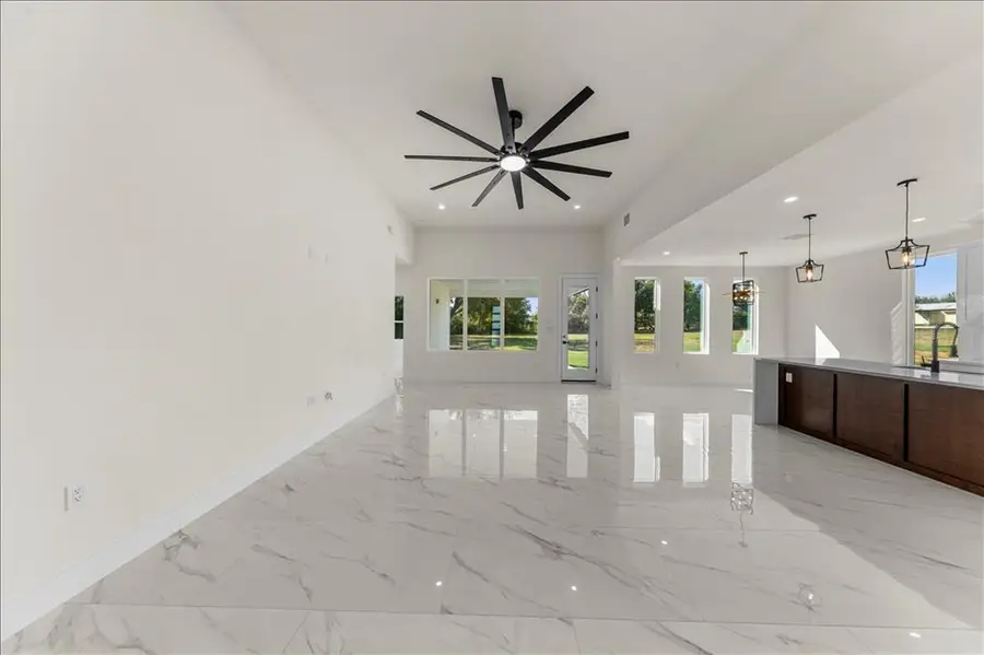 809 Fm 467, Seguin, TX 78155 - Image #2