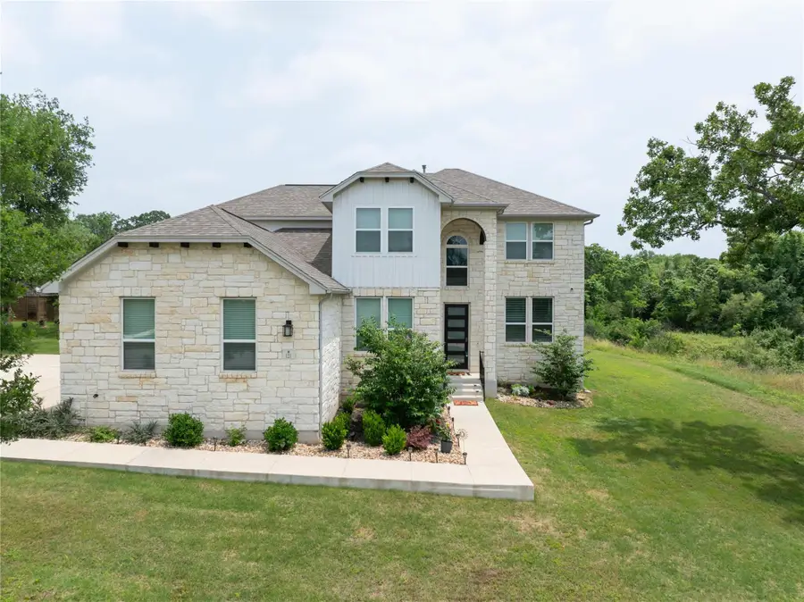 121 Black Talon Ln, Cedar Creek, TX 78612 - Image #2