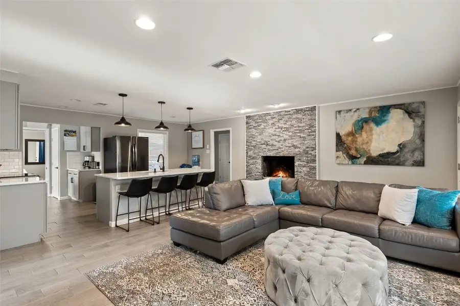 35 Presidio Rd, Wimberley, TX 78676 - Image #3