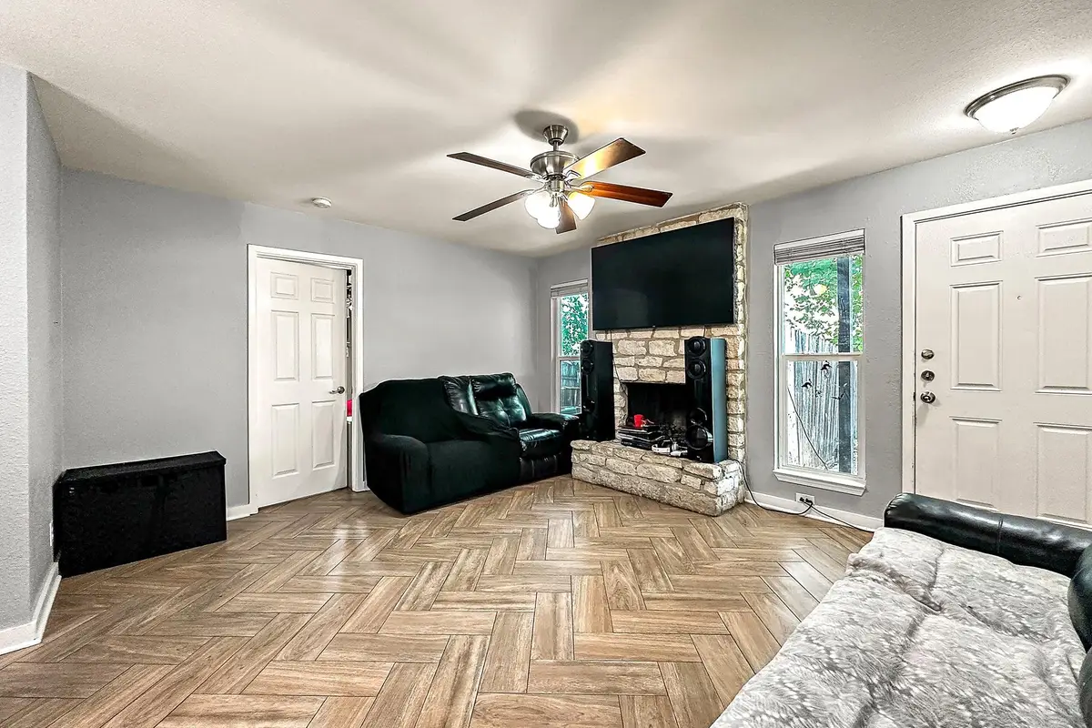 700 Misty Morning Way, Round Rock, TX 78664 - #1