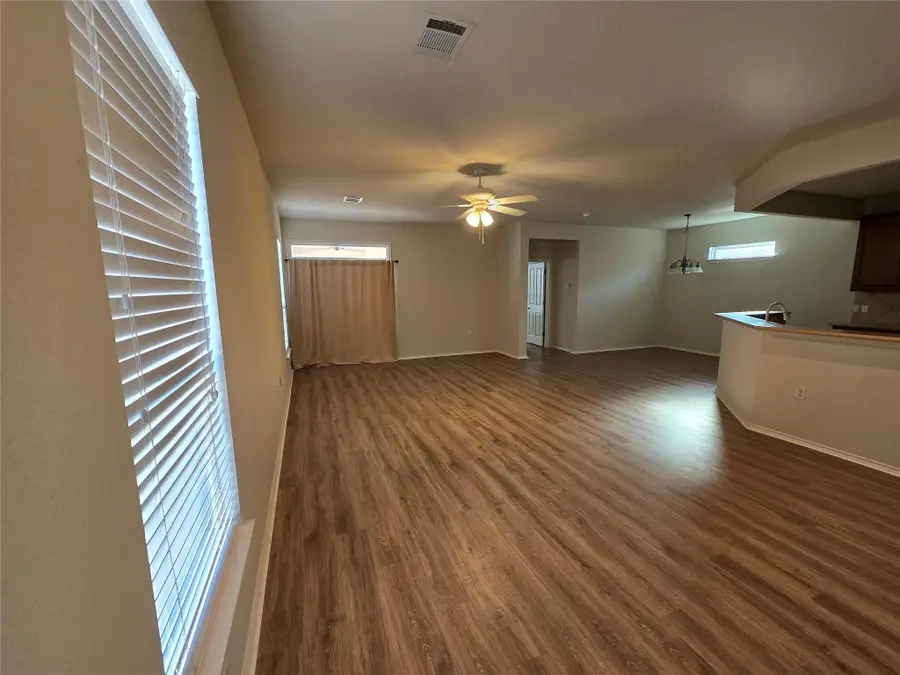 108 Granite Peak Cv, Georgetown, TX 78633 - #3