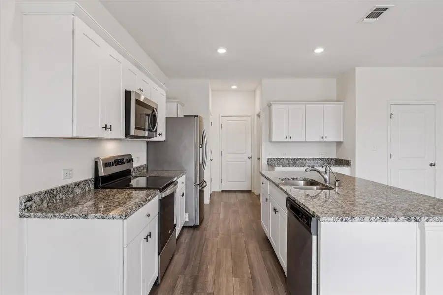 208 Night Riders Way, Jarrell, TX 76537 - Image #3