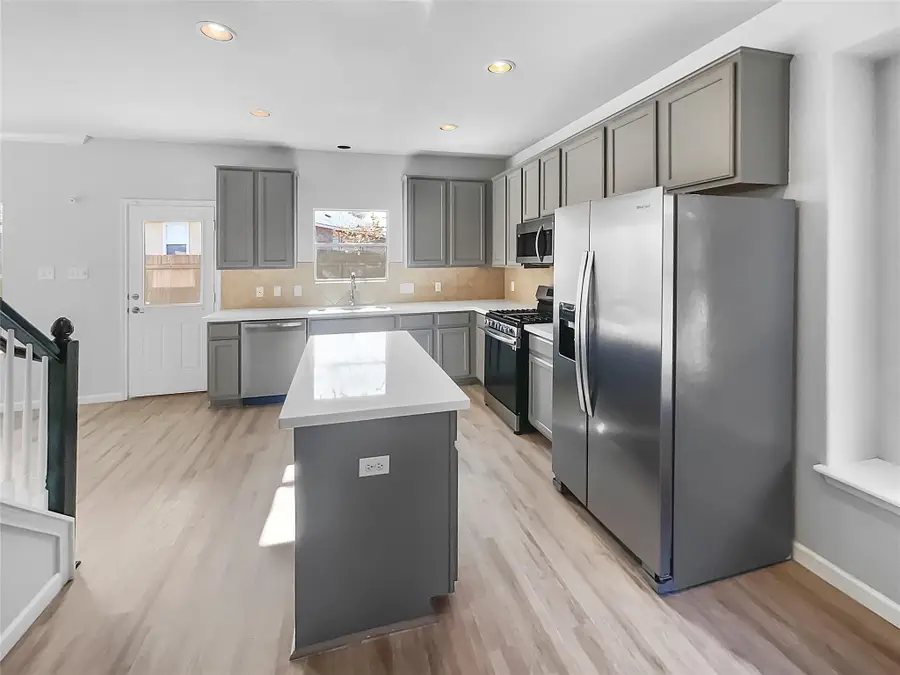 508 Friendship Cv, Leander, TX 78641 - Image #2