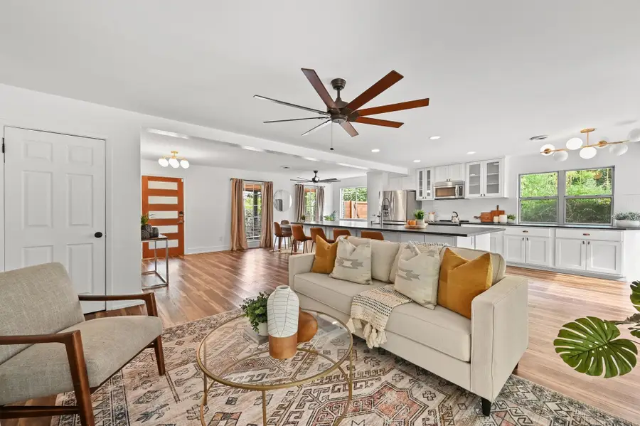 3405 Santa Fe Dr, Austin, TX 78741 - Image #3