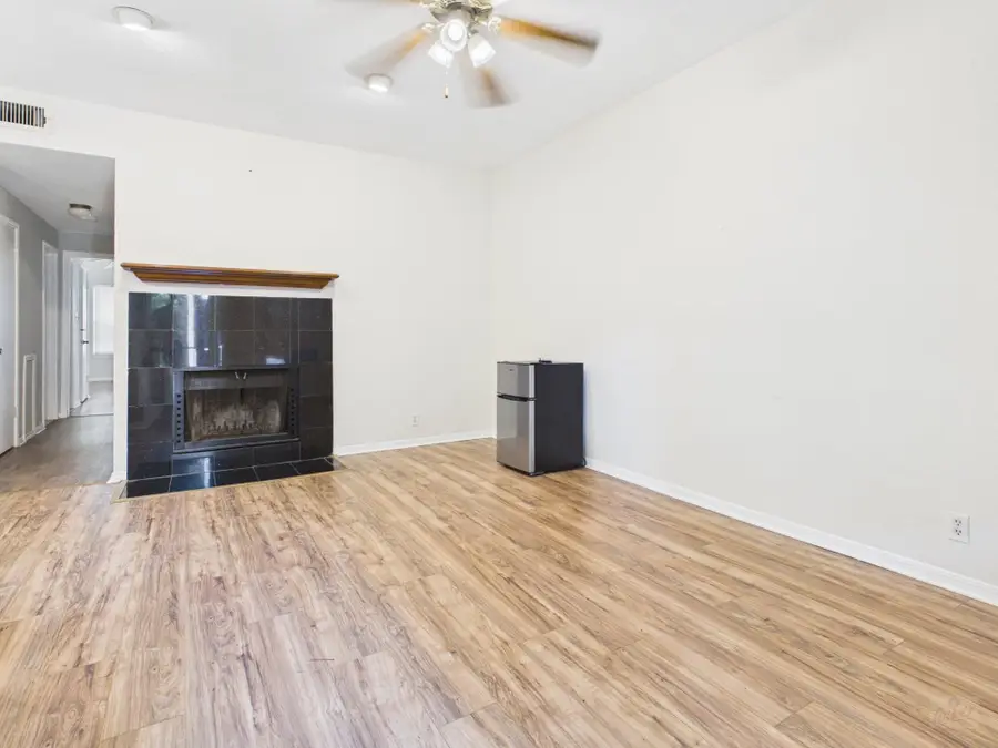203 E 31st St #204, Austin, TX 78705 - #2