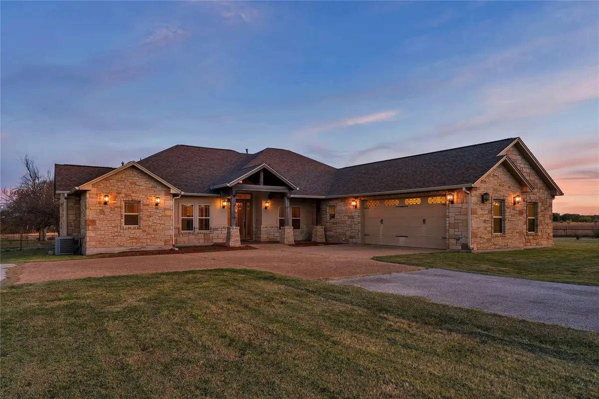 301 Cr 253, Bertram, TX 78605 - #1