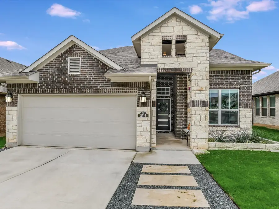 2317 Prairie Oaks Dr, Georgetown, TX 78628 - Image #2