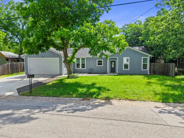 700 S Church St, Lockhart, TX 78644