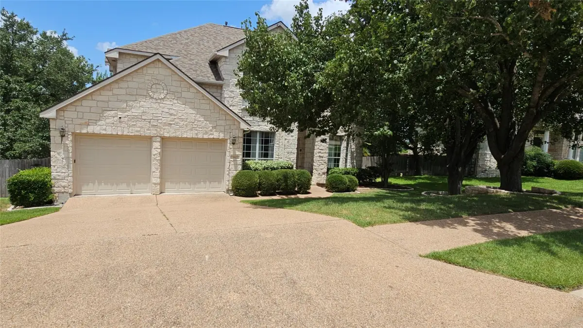 3812 Mira Vista Dr, Austin, TX 78732 - Image #1