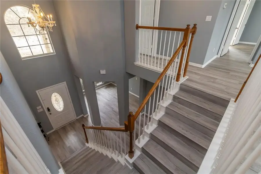 3812 Mira Vista Dr, Austin, TX 78732 - Image #2