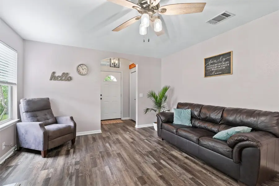 709 Sparkling Brook Ln, Leander, TX 78641 - #3