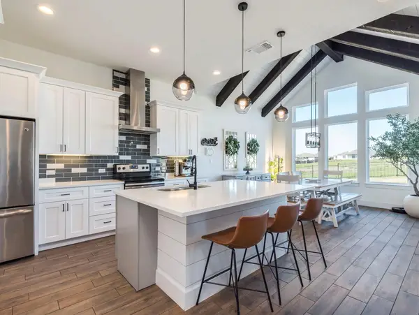 147 Hope St, Kyle, TX 78640