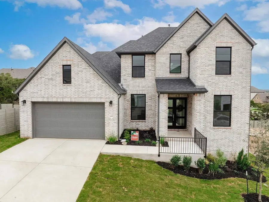 1805 Crimson Sunset Dr, Georgetown, TX 78628 - Image #2