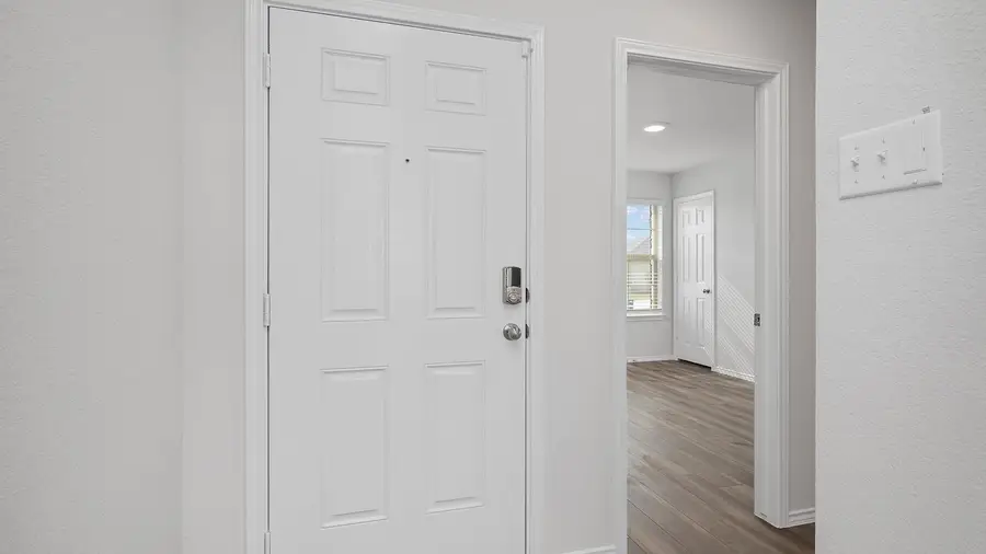 153 Mcnamara Ct, Jarrell, TX 76537 - #3