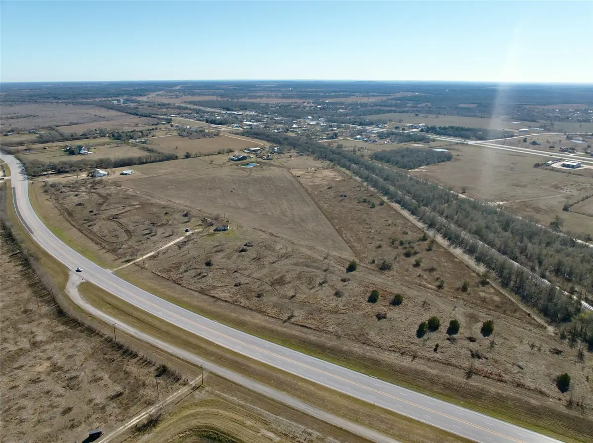 2747 21 E Highway E, Paige, TX 78659 - Image #1