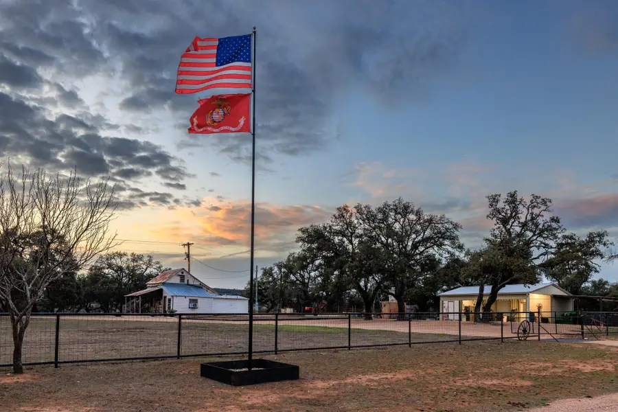 888 Dietrich Rd, Fredericksburg, TX 78624 - Image #3