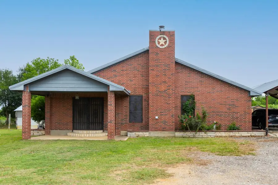 176 Old Lexington Rd #C, Elgin, TX 78621 - #2