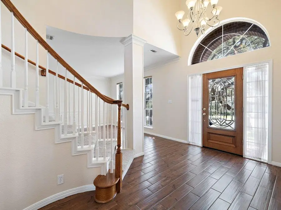 10756 Yorktown Trl, Austin, TX 78726 - #2