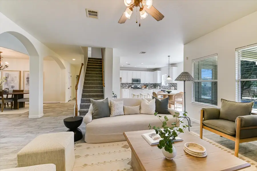 905 Balmoral Castle Ct, Pflugerville, TX 78660 - Image #2