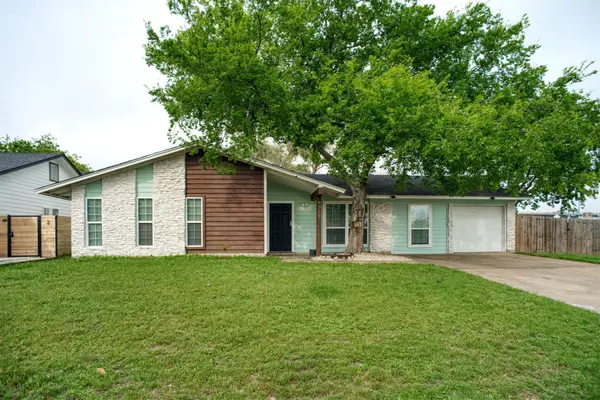 8512 Remington Ln, Austin, TX 78758