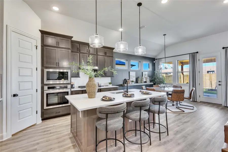 105 Edgemoor Cv, Georgetown, TX 78628 - #2
