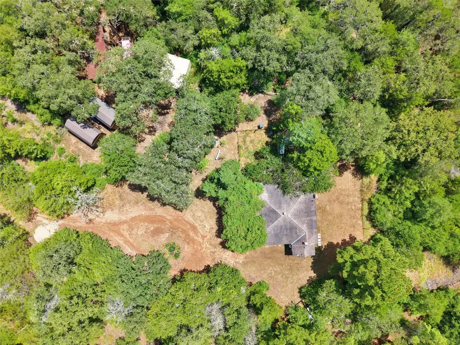 810 Pine Valley Loop, Smithville, TX 78957 - Image #2