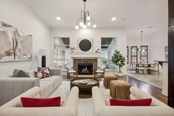 110 Copperleaf Rd, Lakeway, TX 78734