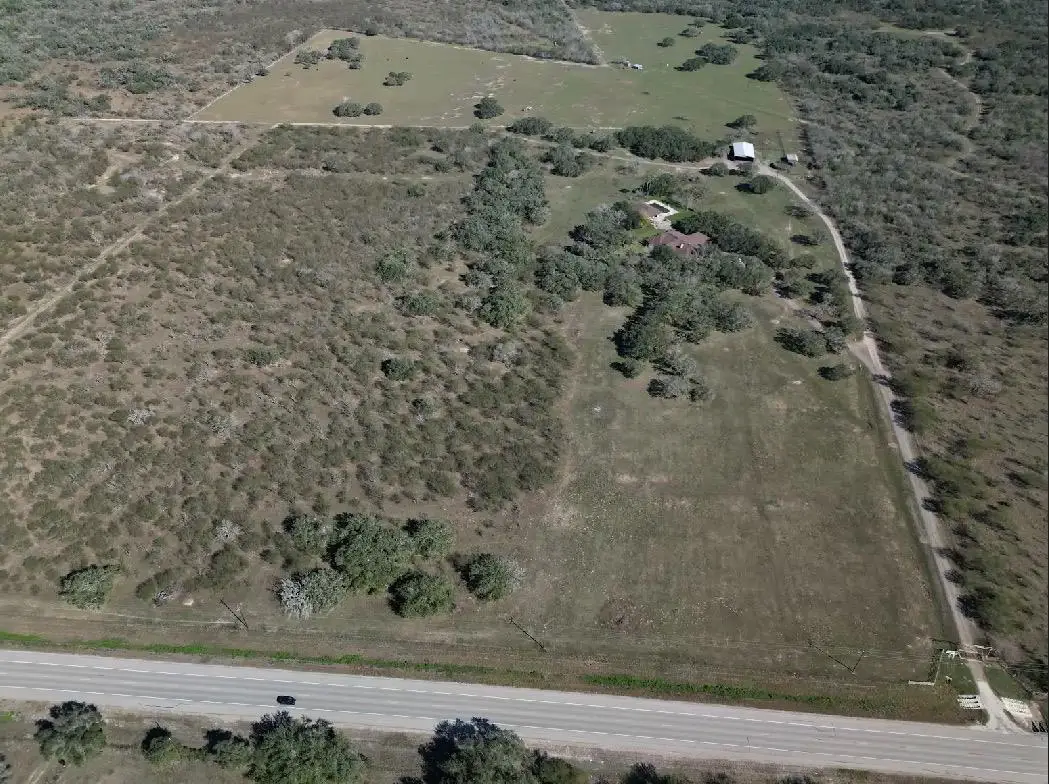 784 Highway 183 Highway, Refugio, TX 78377 - Image #1