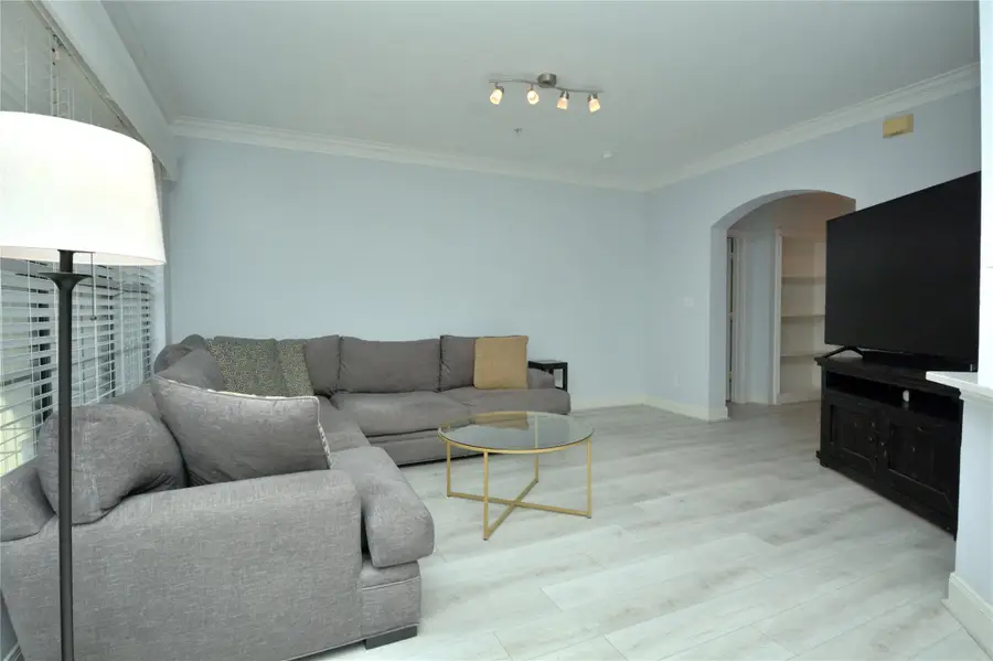 7701 Rialto Blvd #124, Austin, TX 78735 - #3