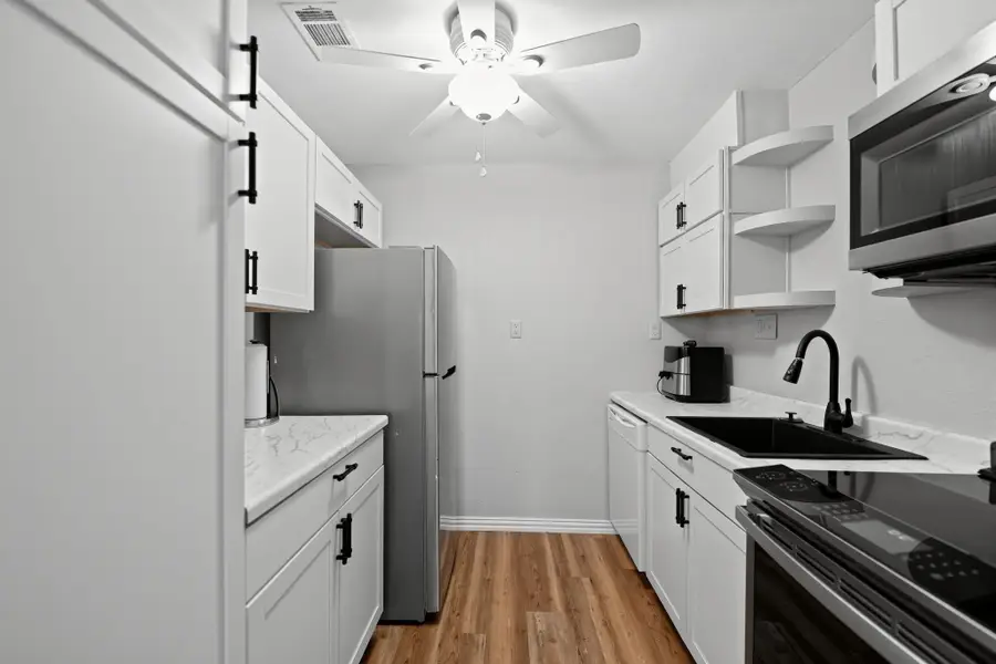 1221 W Hopkins St #3, San Marcos, TX 78666 - #3