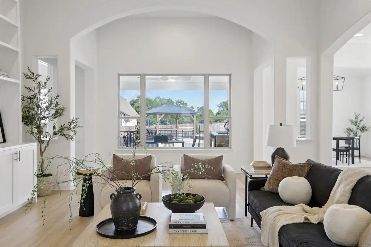 304 Double L Dr, Dripping Springs, TX 78620 - Image #1