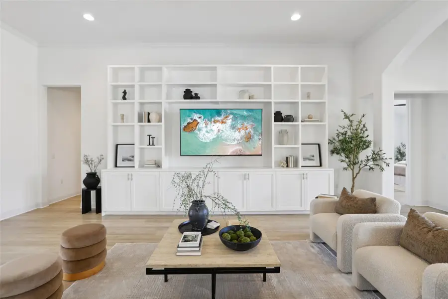 304 Double L Dr, Dripping Springs, TX 78620 - Image #2