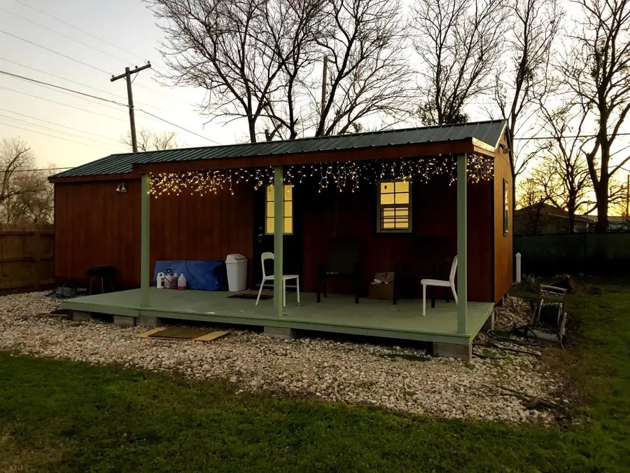 241 E Jackson St, Bartlett, TX 76511 - #2