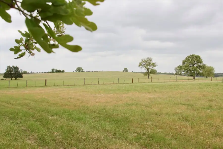 000 Edmonson, McDade, TX 78650 - Image #2