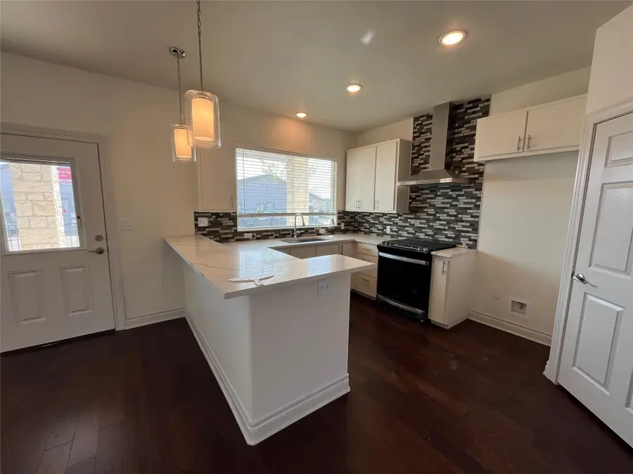 2105 Tiger Trl #501, Round Rock, TX 78665 - Image #3