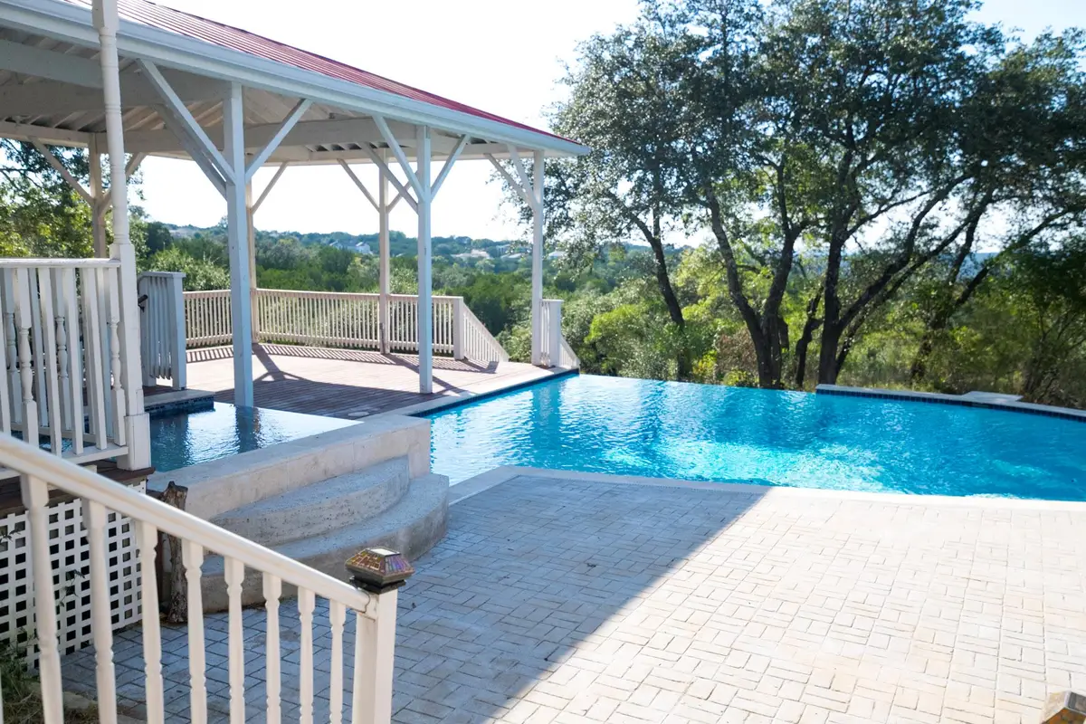 20110 Victoria Chase Rd, Lago Vista, TX 78645 - Image #1