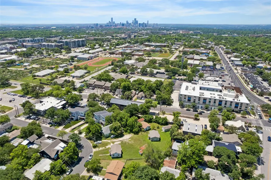 4904 Lynndale Dr, Austin, TX 78756 - #3
