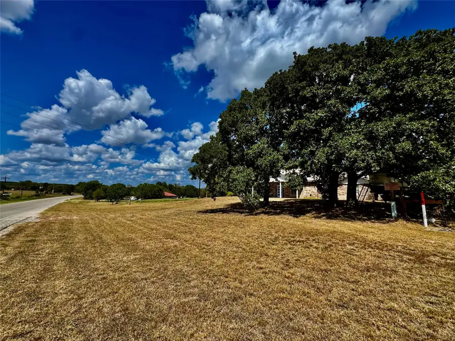 7611 Schramm Rd, La Grange, TX 78945 - Image #3