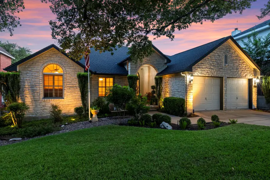 10839 Redmond Rd, Austin, TX 78739 - Image #2